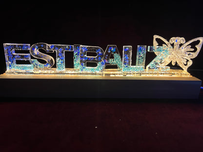 Lámpara de letras LED.