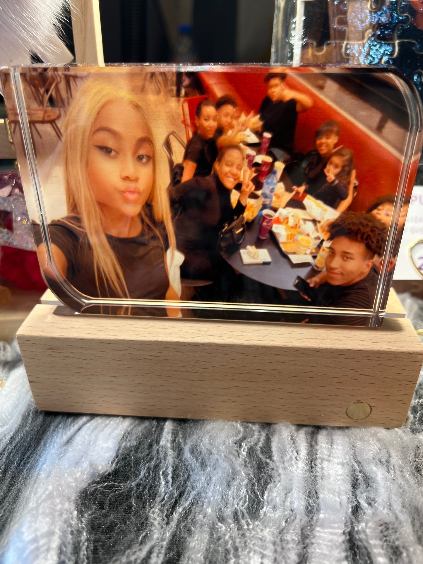 Fotopanel y foto cristal con base LED.