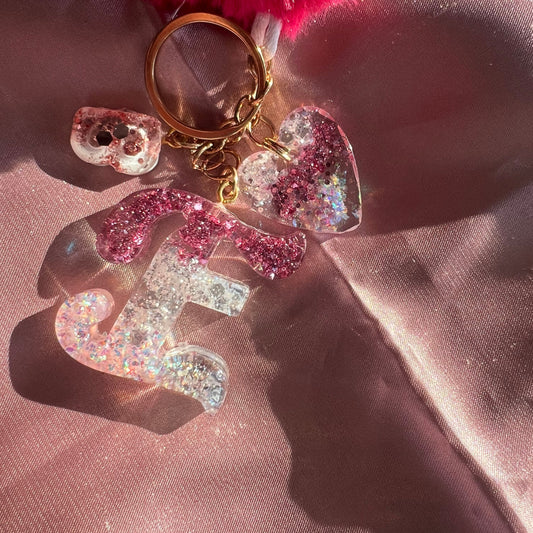 Llavero con purpurina de colores.