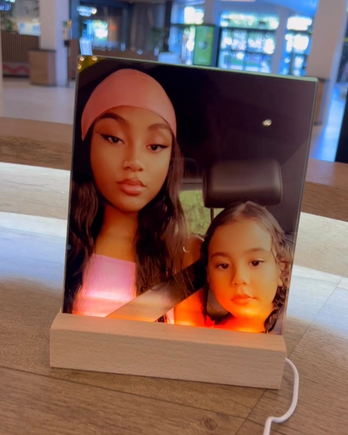 Fotopanel y foto cristal con base LED.