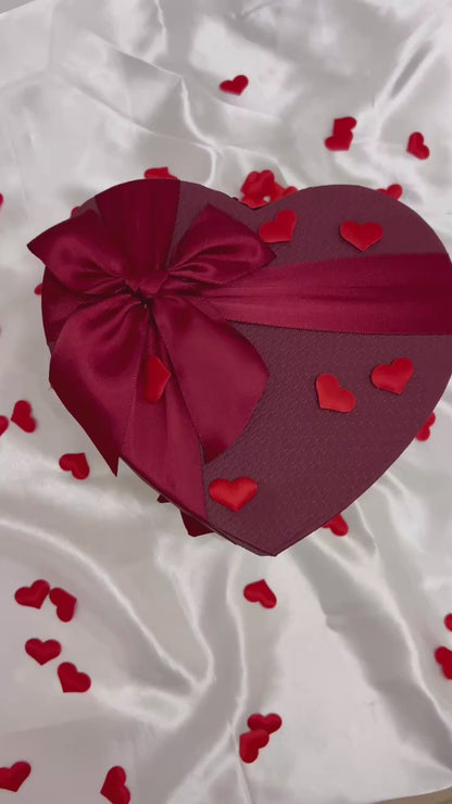 Arreglo Romántico de Rosas y Chocolates.